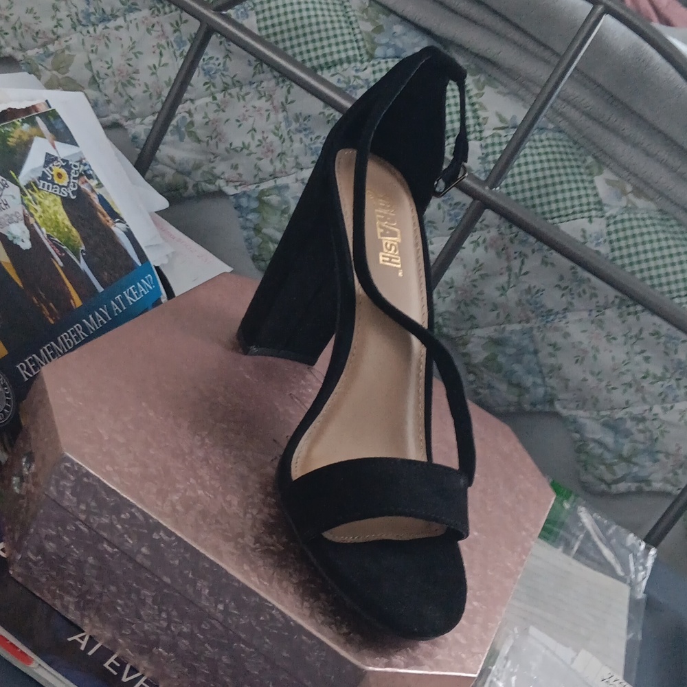 High heel shoes